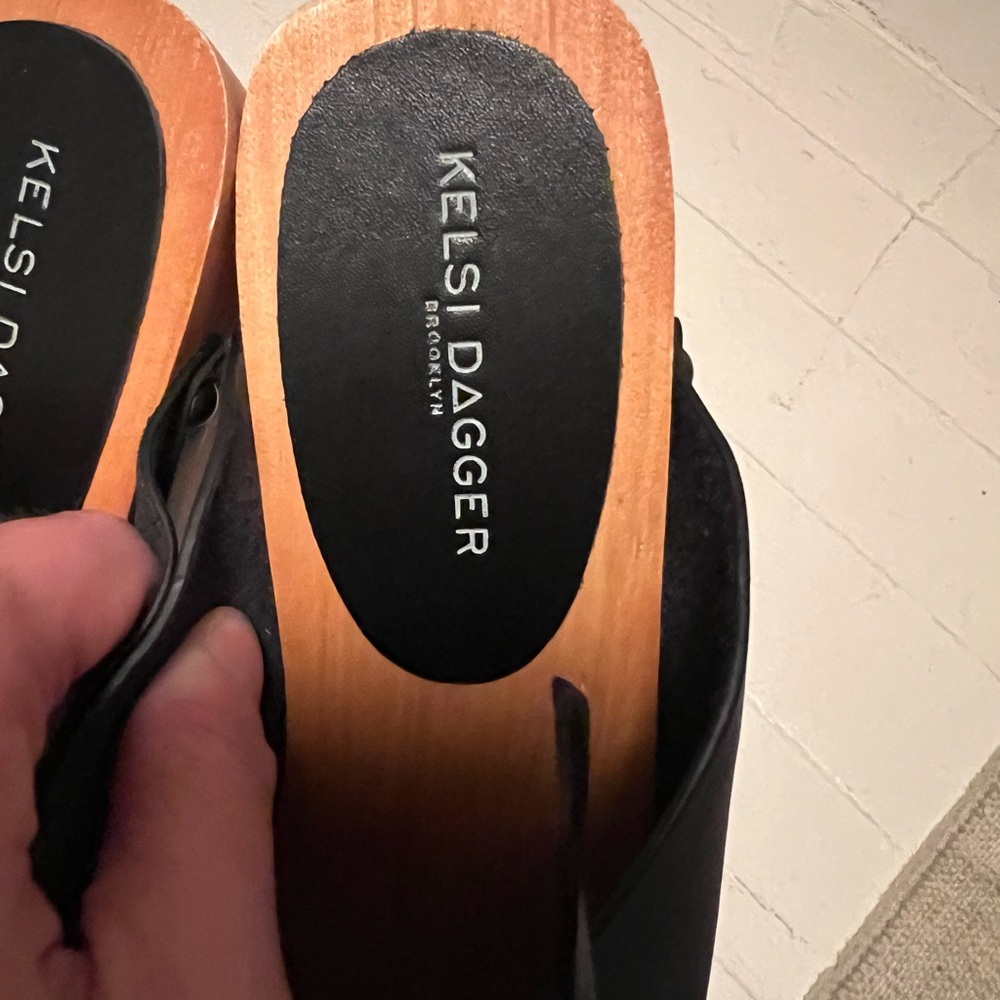 Kelsi Dagger Black Mules - Picture 8 of 9